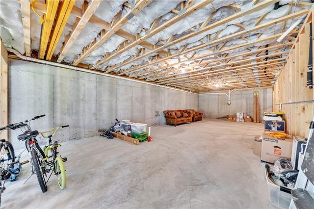 401 Oakleigh Avenue, Woodstock, GA 30188