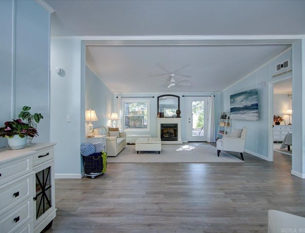 231 Century Cir Circle, Hot Springs, AR 71913