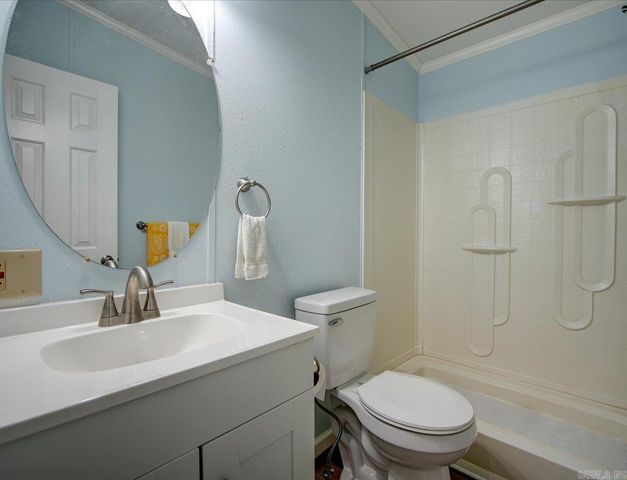 231 Century Cir Circle, Hot Springs, AR 71913