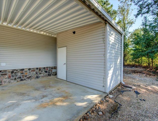 231 Century Cir Circle, Hot Springs, AR 71913
