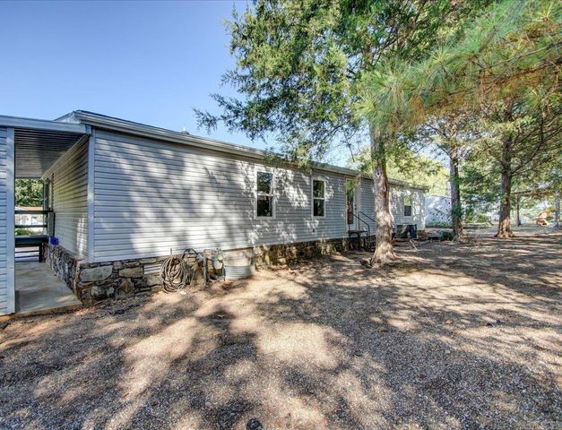 231 Century Cir Circle, Hot Springs, AR 71913