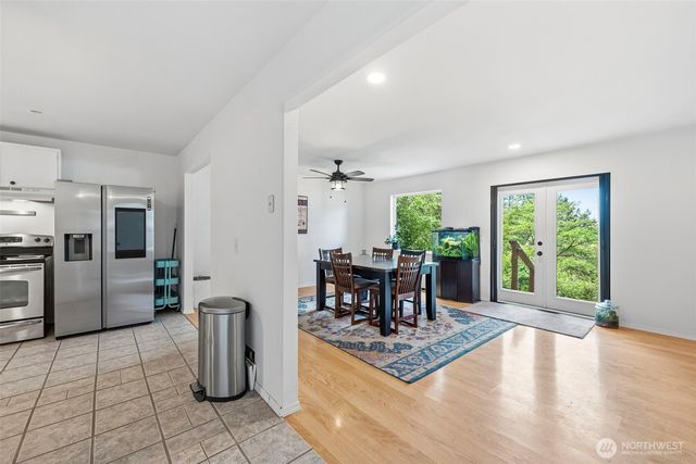 11209 Riviera Drive, Anderson Island, WA 98303