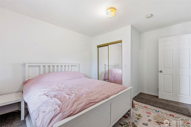 11209 Riviera Drive, Anderson Island, WA 98303