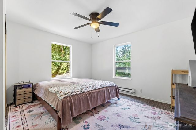 11209 Riviera Drive, Anderson Island, WA 98303