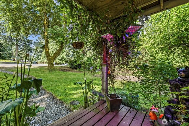 11209 Riviera Drive, Anderson Island, WA 98303