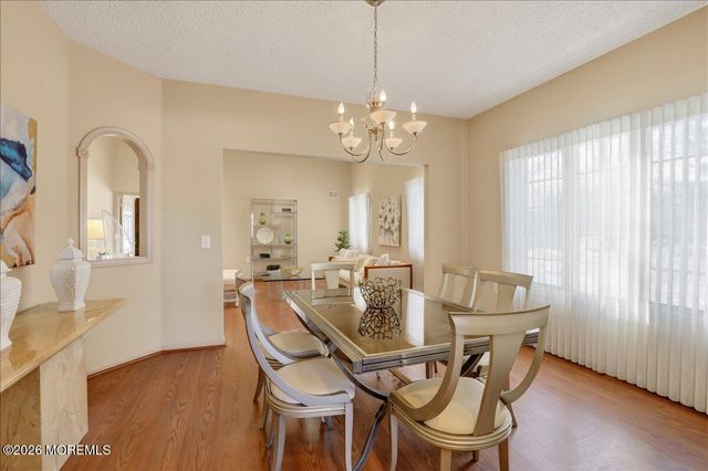 11 Ramsey Way, Monroe, NJ 08831