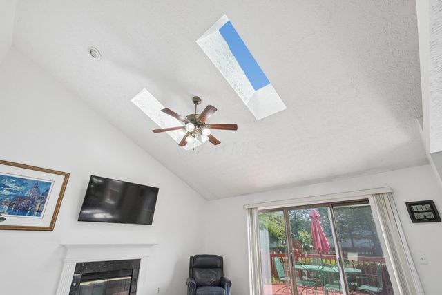 1540 Whitcombe Way, Columbus, OH 43228