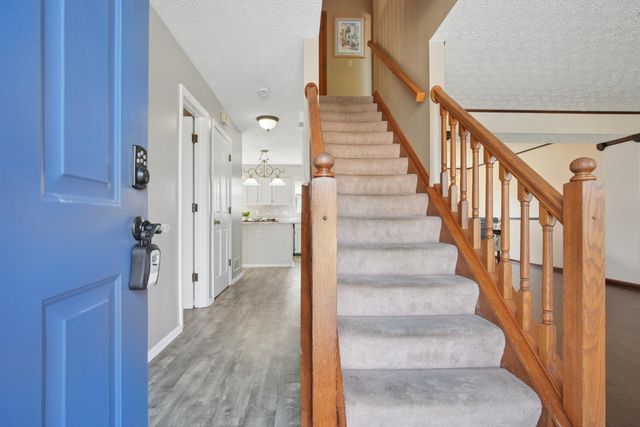 1540 Whitcombe Way, Columbus, OH 43228