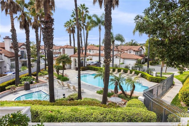 75 Via Lampara, Rancho Santa Margarita, CA 92688