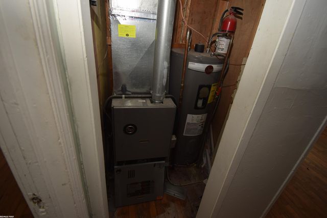 20150 Sherwood Road, Belleville, MI 48111