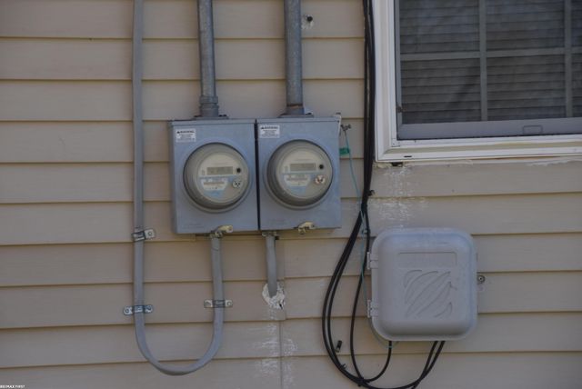 20150 Sherwood Road, Belleville, MI 48111