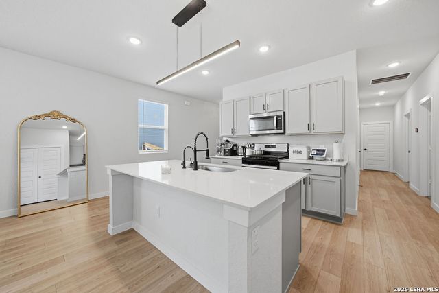 5402 Tourmaline Loop, San Antonio, TX 78222