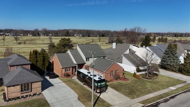 51553 Baker Road, Chesterfield Twp, MI 48047
