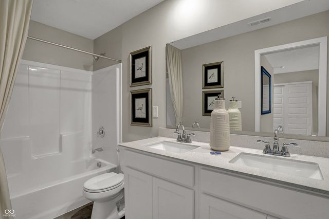 3582 Sugar Grove Drive, Whitestown, IN 46075