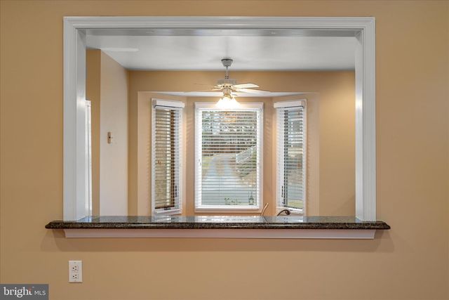 126 FAIRGROUND RD, Woodstock, VA 22664