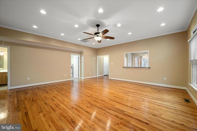 126 FAIRGROUND RD, Woodstock, VA 22664