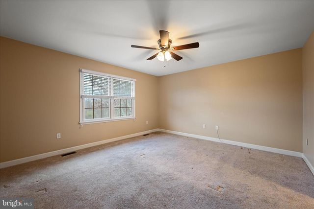 126 FAIRGROUND RD, Woodstock, VA 22664