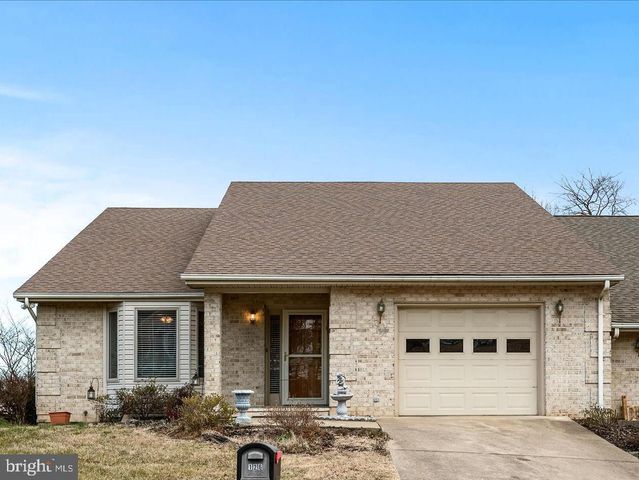 126 FAIRGROUND RD, Woodstock, VA 22664