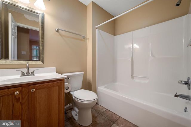 126 FAIRGROUND RD, Woodstock, VA 22664