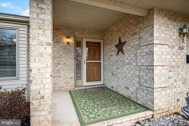 126 FAIRGROUND RD, Woodstock, VA 22664