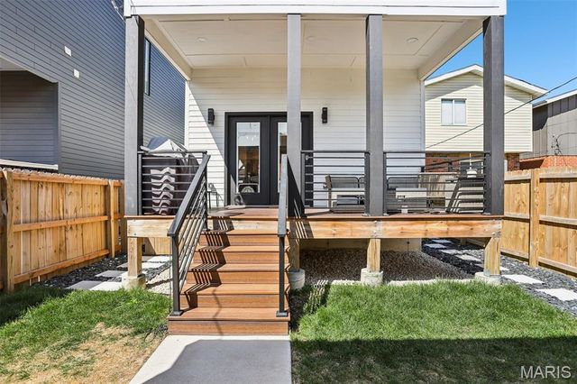4446 Norfolk Avenue, St Louis, MO 63110