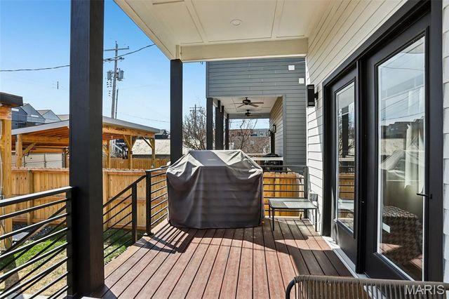 4446 Norfolk Avenue, St Louis, MO 63110