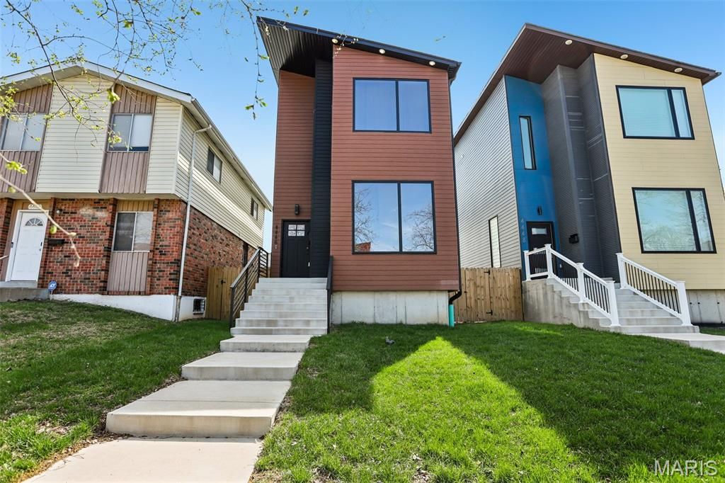 4446 Norfolk Avenue, St Louis, MO 63110