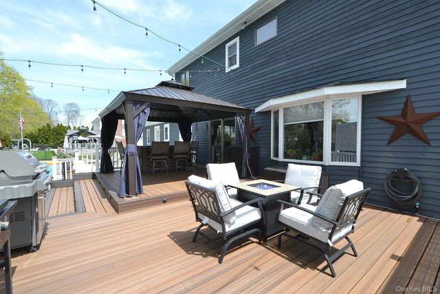 30 Myrtle Lane, Patchogue, NY 11772