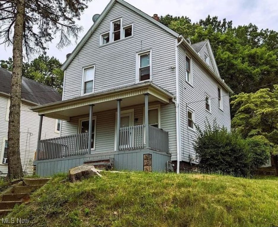 1734 Manchester Road, Akron, OH 44314