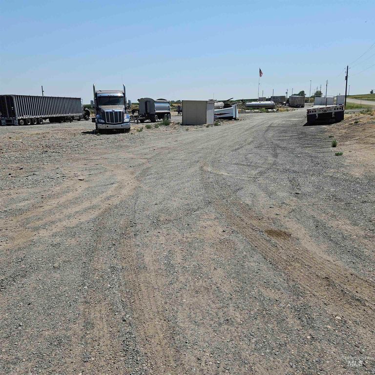 4523 SE 3rd Ave, New Plymouth, ID 83655