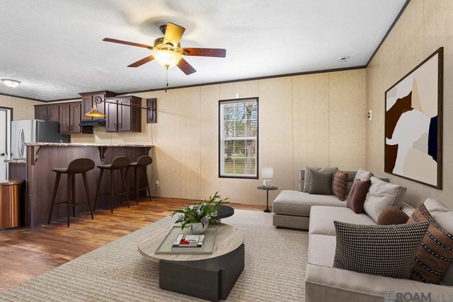 44422 Melancon St, Sorrento, LA 70778