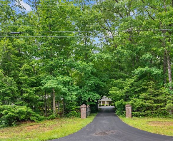 1320 Laurel Way, Monterey, TN 38574