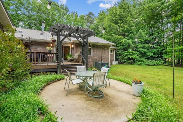 1320 Laurel Way, Monterey, TN 38574
