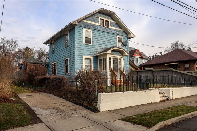 135 Crestmont Road, Binghamton, NY 13905