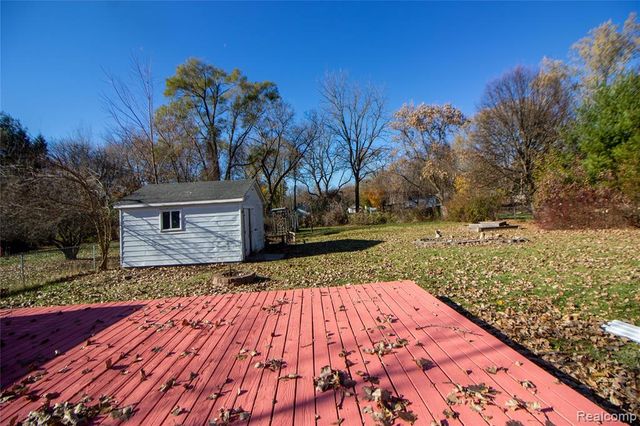 2069 Dexter Road, Auburn Hills, MI 48326