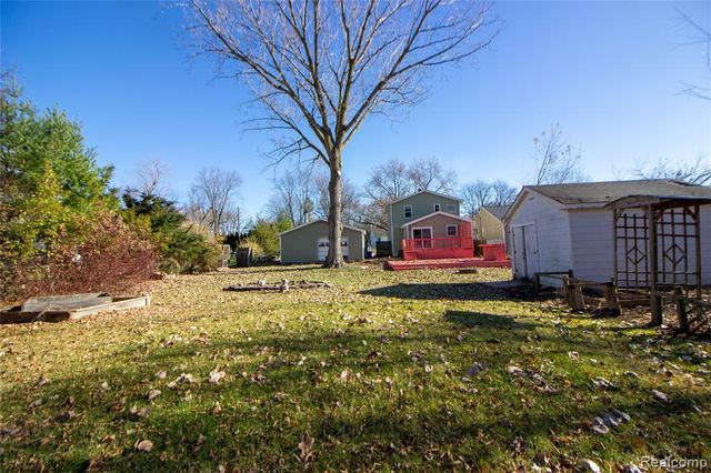 2069 Dexter Road, Auburn Hills, MI 48326