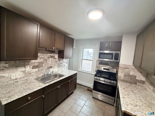 1769 Park Avenue 1, Bridgeport, CT 06604