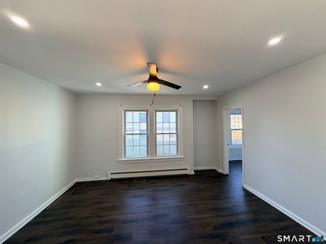 1769 Park Avenue 1, Bridgeport, CT 06604