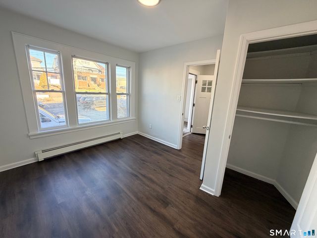 1769 Park Avenue 1, Bridgeport, CT 06604