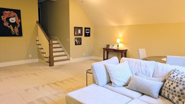 119 Stark Knob Rd, Hendersonville, TN 37075