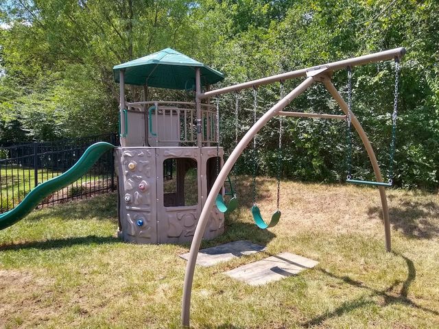 119 Stark Knob Rd, Hendersonville, TN 37075