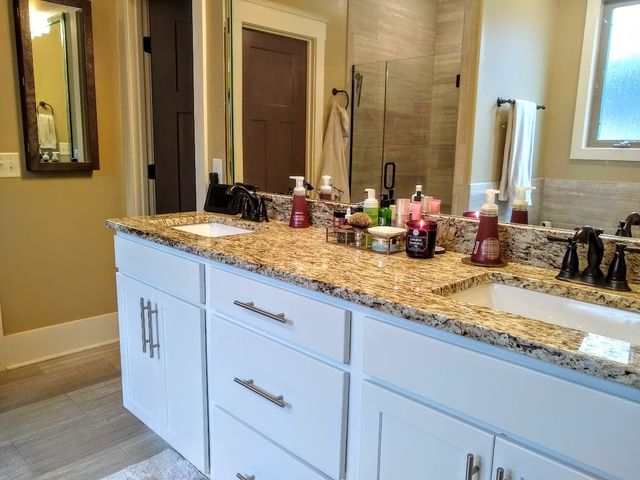 119 Stark Knob Rd, Hendersonville, TN 37075