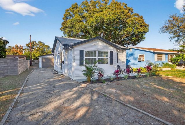 2831 25TH AVENUE N, St Petersburg, FL 33713