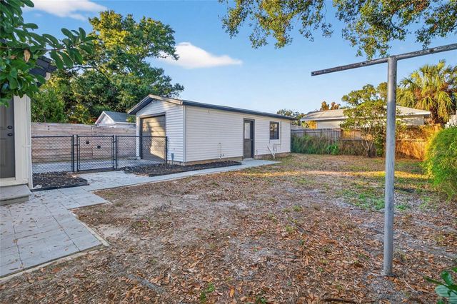 2831 25TH AVENUE N, St Petersburg, FL 33713