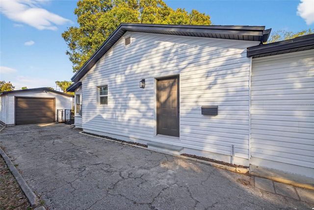 2831 25TH AVENUE N, St Petersburg, FL 33713