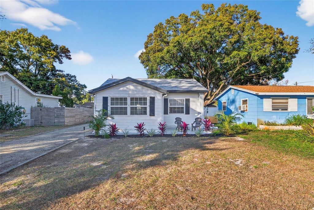 2831 25TH AVENUE N, St Petersburg, FL 33713