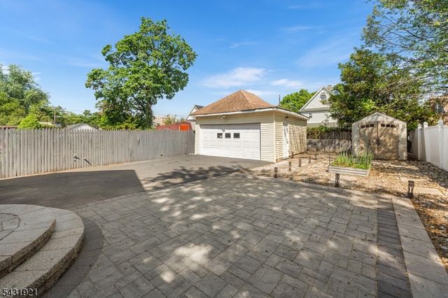201 Prospect St, Englewood City, NJ 07631