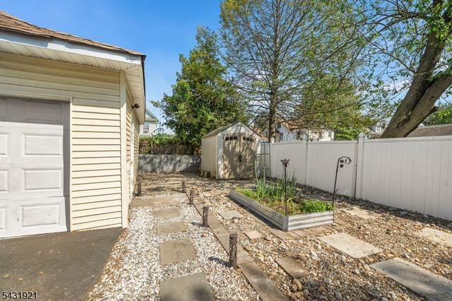 201 Prospect St, Englewood City, NJ 07631