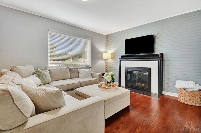 1431 Collinsdale Avenue, Anderson Twp, OH 45230