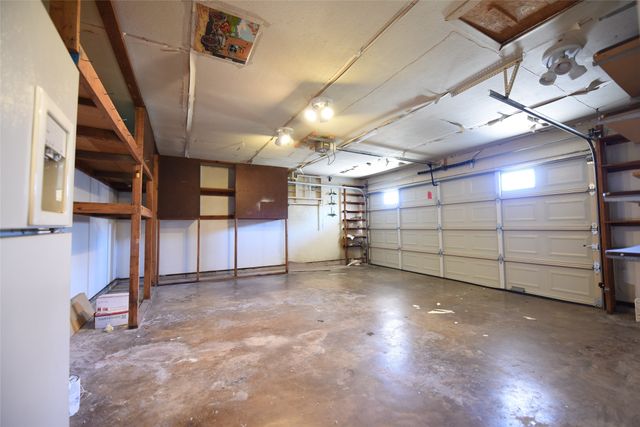 8945 Flicker Lane, Dallas, TX 75238